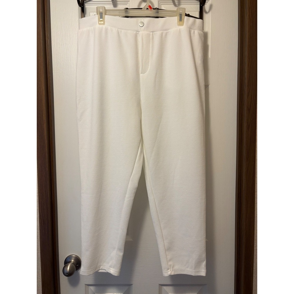 SHEIN Curve White Textured Knit Tapered Crop Pants Plus Size 3XL